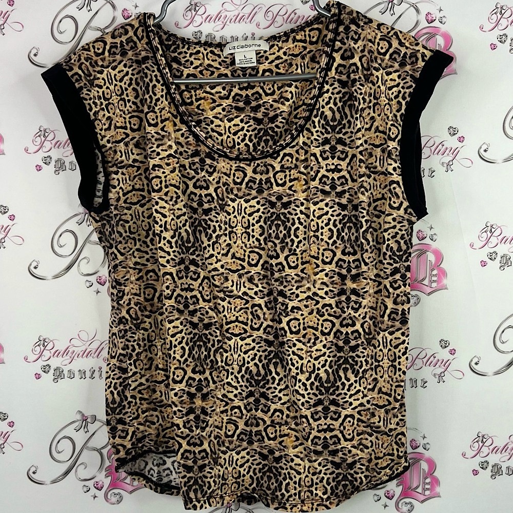 Liz Claiborne tshirt tee cheetah print leopard Animal Print Short Sleeve Top